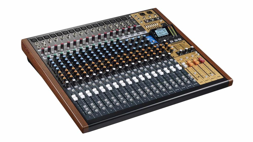 22-Channel Analogue Mixer With 24-Track Digital Recorder and USB audio interface 