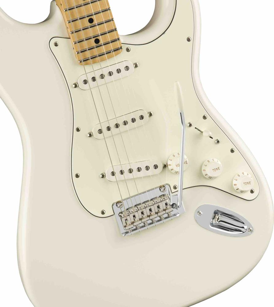 Player Stratocaster®, Maple Fingerboard, Polar White 