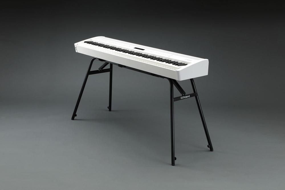Versatile table-style stand for keyboard instruments